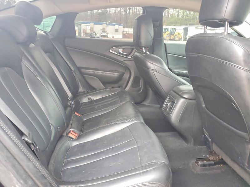 78251025 :رقم المزاد ، 1C3CCCCB9FN545374 vin ، 2015 Chrysler 200 مزاد بيع
