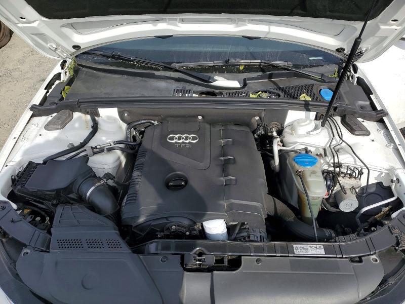 76599795 :رقم المزاد ، WAUBFAFL2FN016157 vin ، 2015 Audi A4 مزاد بيع