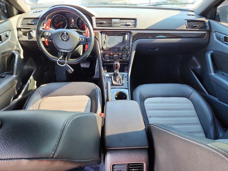 72959885 :رقم المزاد ، 1VWJM7A36JC032569 vin ، 2018 Volkswagen Passat مزاد بيع