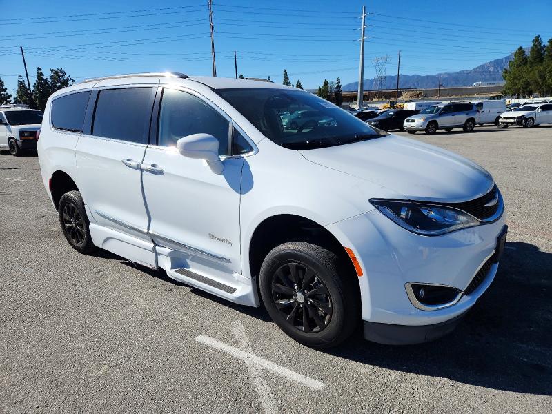 Продаж на аукціоні авто 2018 Chrysler Pacifica T, vin: 2C4RC1BG5JR305743, номер лоту: 73658775