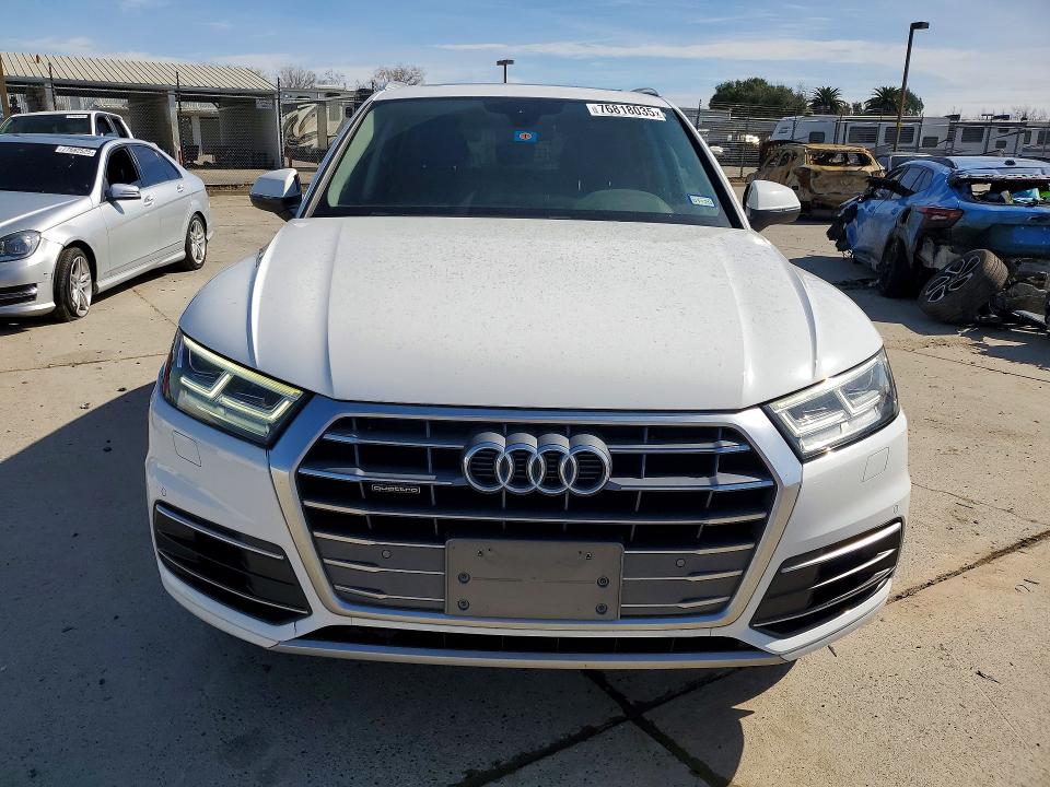 Продажа на аукционе авто 2018 Audi Q5, vin: WA1BNAFY8J2150614, номер лота: 76818035