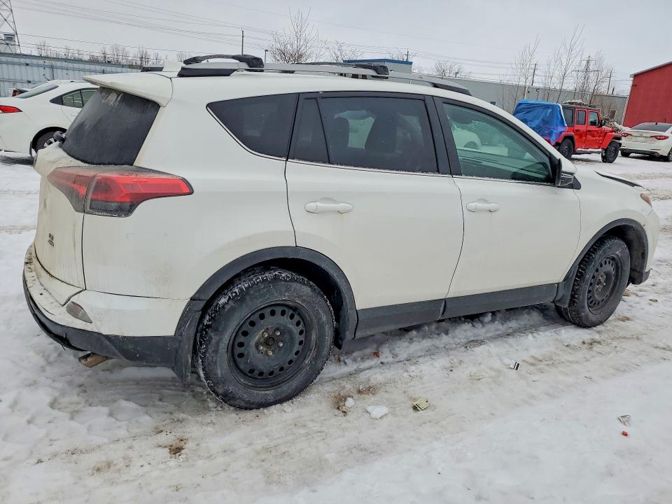 77113555 :رقم المزاد ، 2T3BFREV9HW641560 vin ، 2017 Toyota Rav4 مزاد بيع