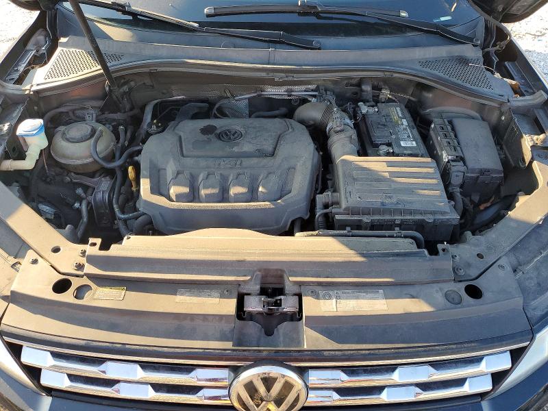 79155025 :رقم المزاد ، 3VV3B7AX7JM199818 vin ، 2018 Volkswagen Tiguan مزاد بيع