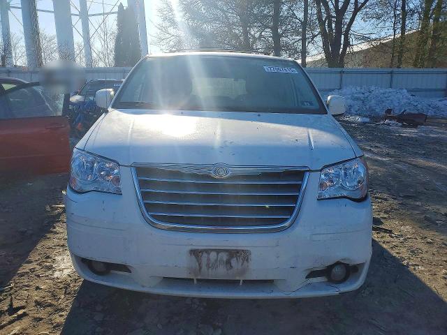 77067615 :رقم المزاد ، 2A8HR541X9R625297 vin ، 2009 Chrysler Town & Country مزاد بيع