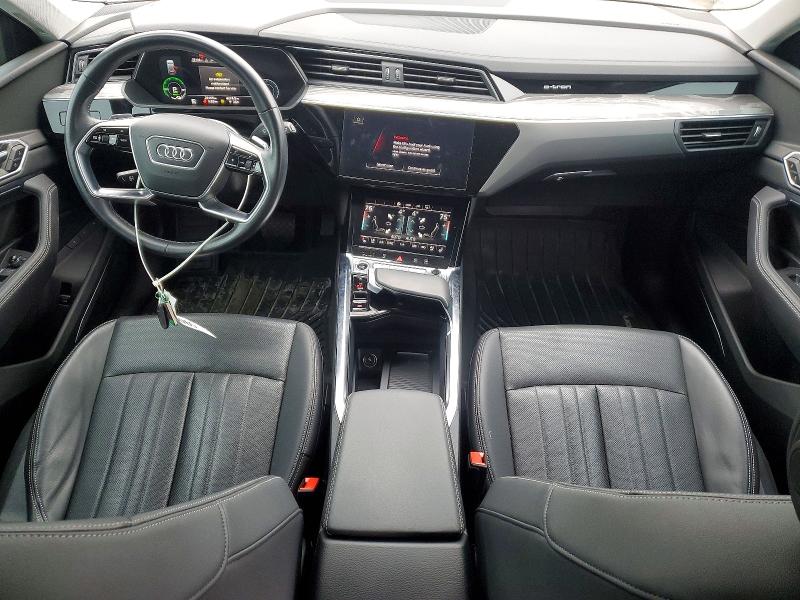 Aukcja sprzedaży 2022 Audi E-tron, vin: WA1LAAGE6NB014153, numer aukcji: 78162025