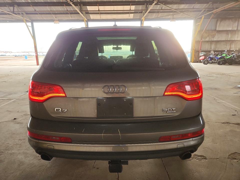 2015 Audi Q7 მანქანა იყიდება აუქციონზე, vin: WA1LGAFE6FD023876, აუქციონის ნომერი: 75279415