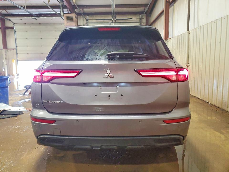 Продаж на аукціоні авто 2022 Mitsubishi Outlander, vin: JA4J3UA86NZ069277, номер лоту: 76965645