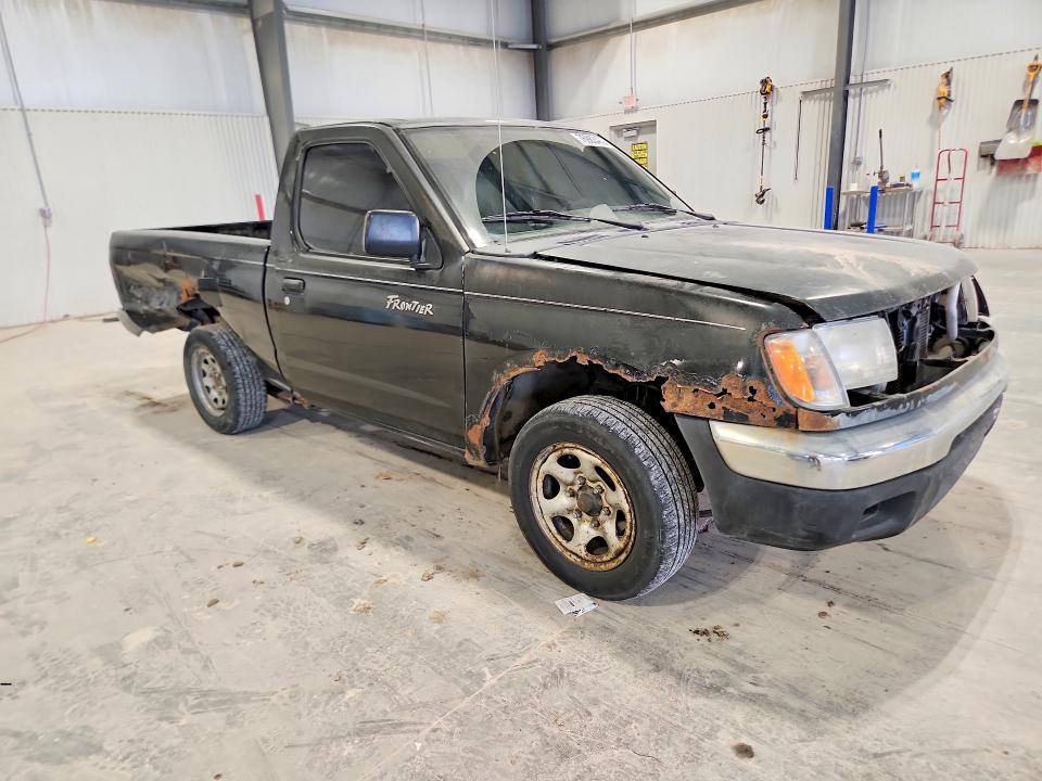 2000 Nissan Frontier მანქანა იყიდება აუქციონზე, vin: 1N6DD21S5YC324988, აუქციონის ნომერი: 45595006