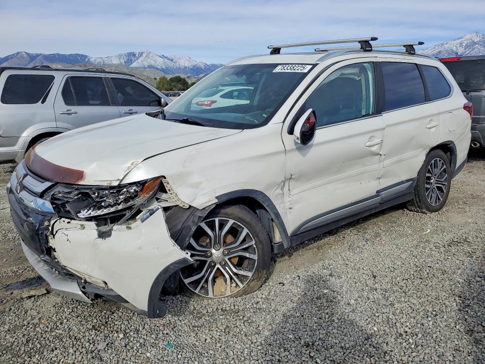 Auction sale of the 2018 Mitsubishi Outlander, vin: JA4AD3A32JZ022785, lot number: 78338225