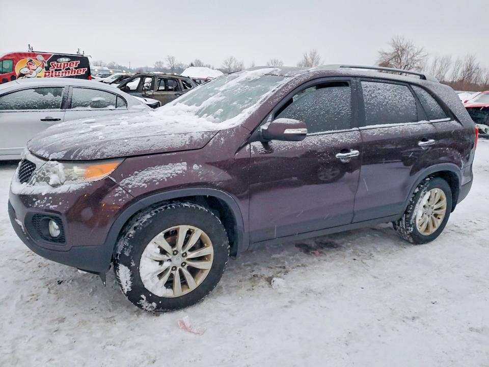 75602305 :رقم المزاد ، 5XYKT3A27BG153120 vin ، 2011 Kia Sorento Ba مزاد بيع