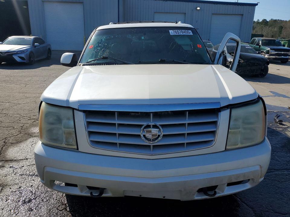 2002 Cadillac Escalade მანქანა იყიდება აუქციონზე, vin: 1GYEC63T72R255176, აუქციონის ნომერი: 76570455