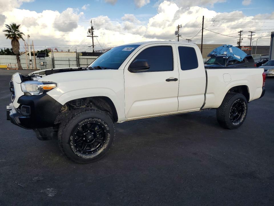 77166285 :رقم المزاد ، 5TFRX5GN0KX139640 vin ، 2019 Toyota Tacoma Acc مزاد بيع
