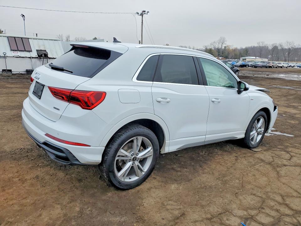 Aukcja sprzedaży 2024 Audi Q3, vin: WA1DECF32R1062894, numer aukcji: 77776375