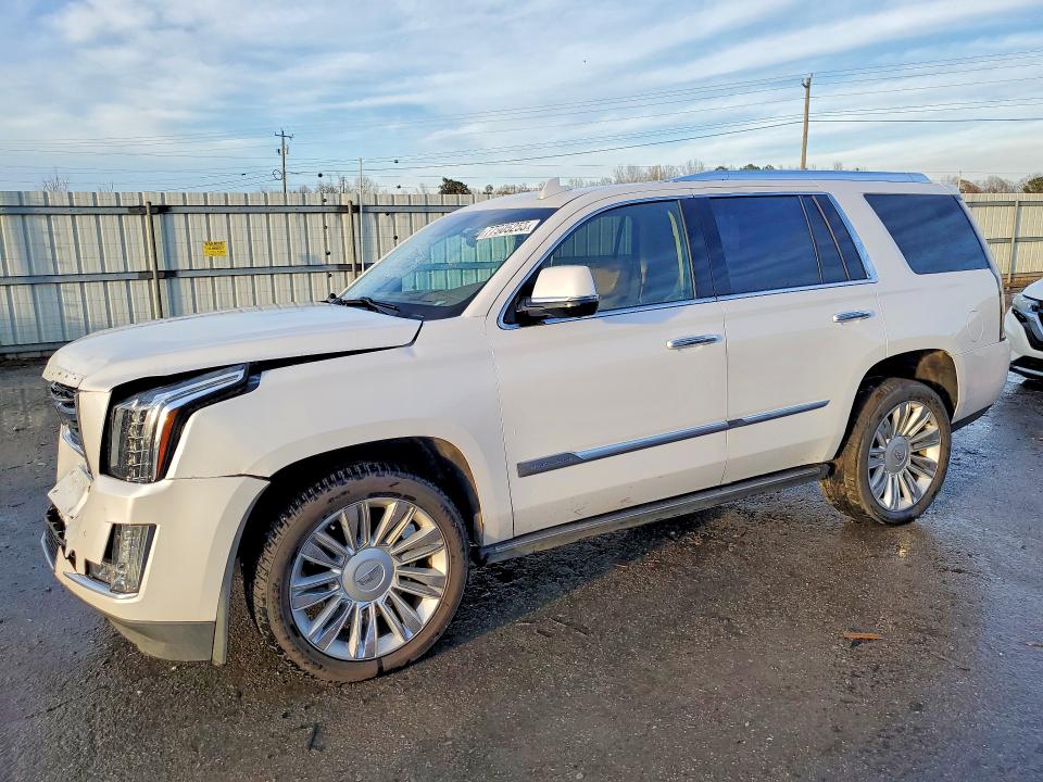 77905255 :رقم المزاد ، 1GYS4DKJ5GR431069 vin ، 2016 Cadillac Escalade مزاد بيع