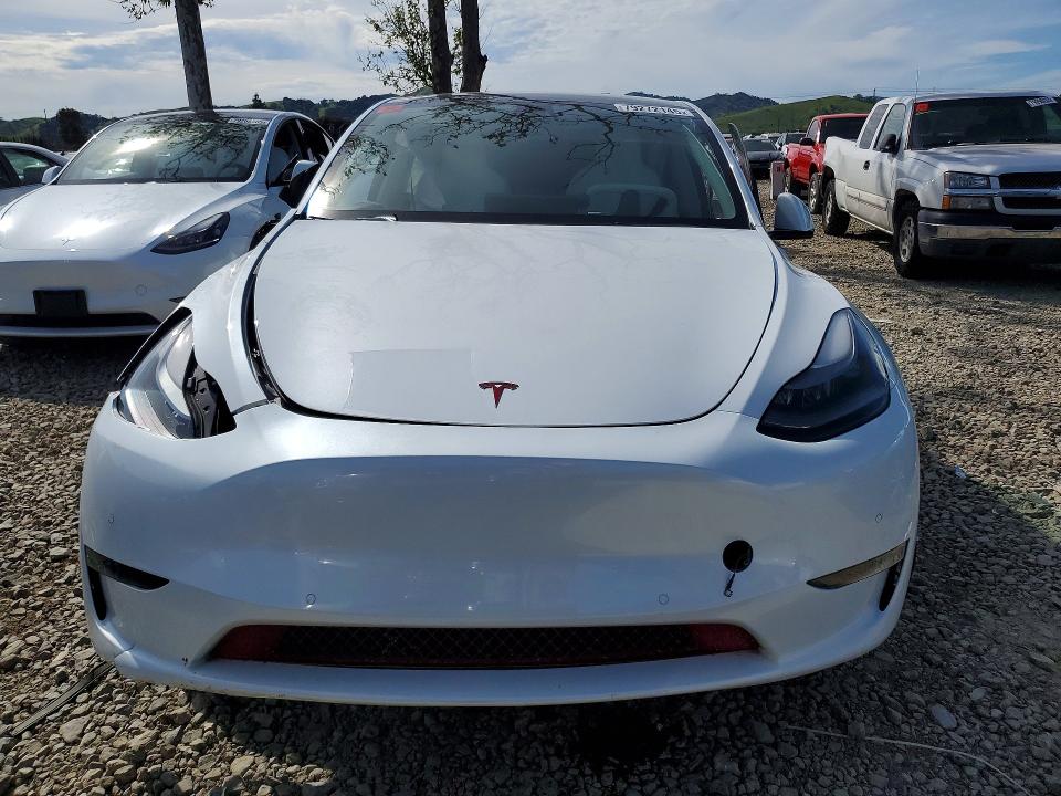 Продажа на аукционе авто 2022 Tesla Model Y, vin: 7SAYGDEF7NF440666, номер лота: 79272145