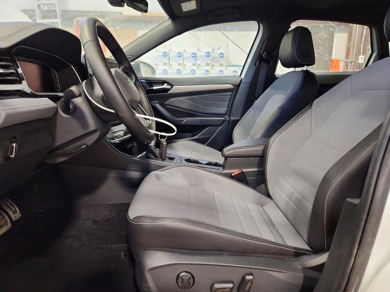 Продажа на аукционе авто 2025 Volkswagen Jetta, vin: 3VWSX7BU3SM082722, номер лота: 74510435