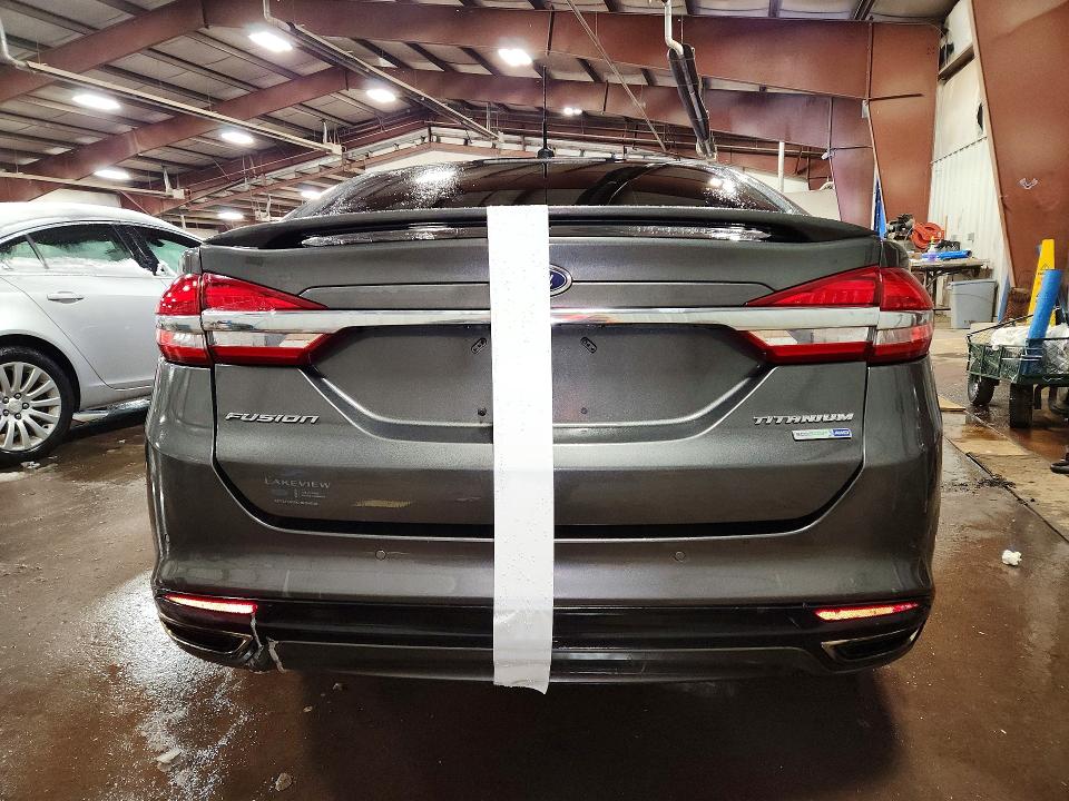 75911475 :رقم المزاد ، 3FA6P0D91HR263260 vin ، 2017 Ford Fusion Tit مزاد بيع