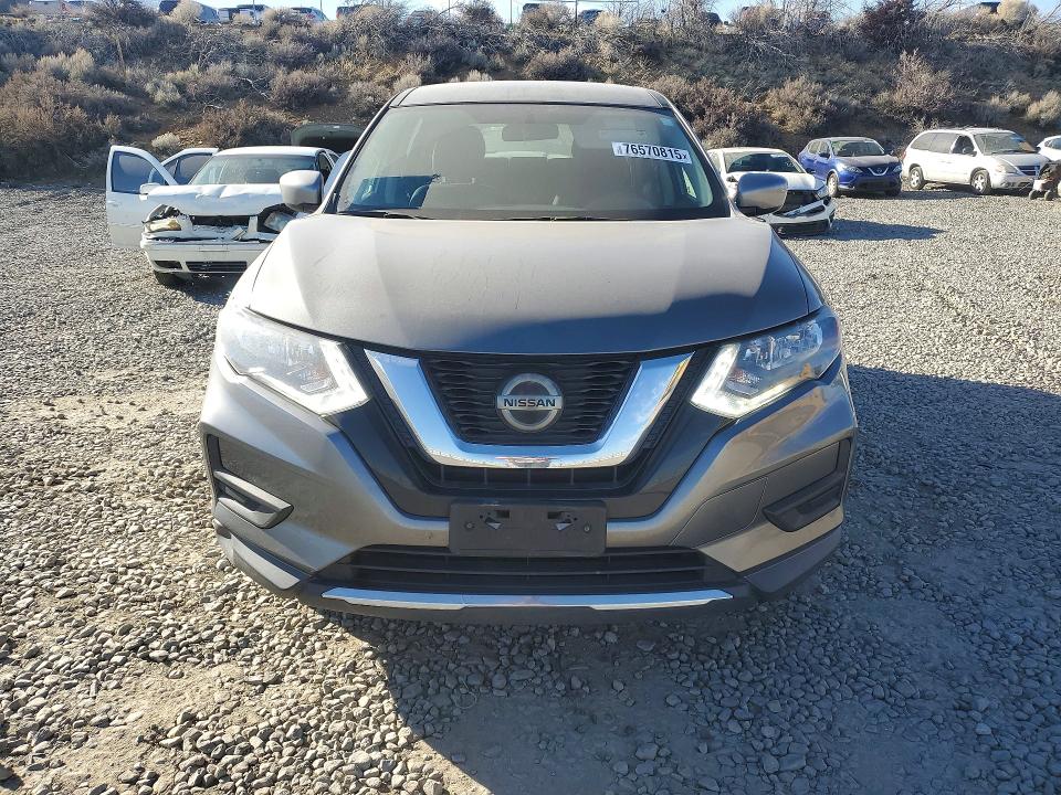 2018 Nissan Rogue მანქანა იყიდება აუქციონზე, vin: KNMAT2MV5JP539638, აუქციონის ნომერი: 76570815