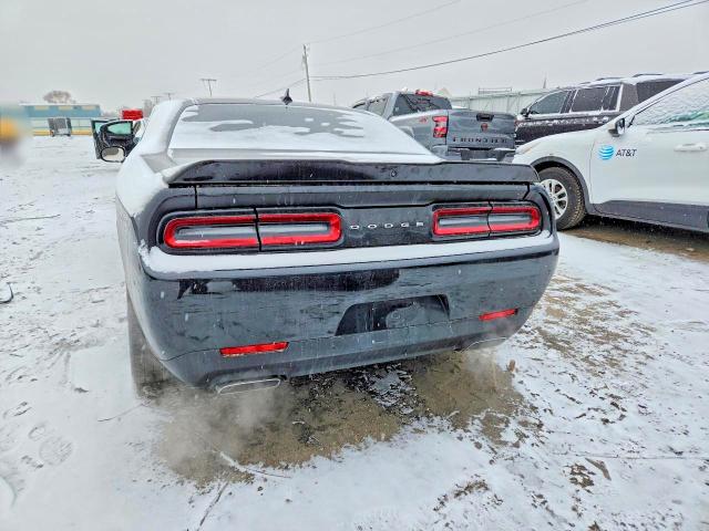 77954905 :رقم المزاد ، 2C3CDZBT1NH223488 vin ، 2022 Dodge Challenger مزاد بيع