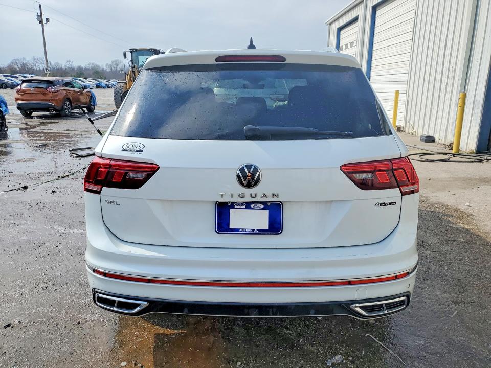 2022 Volkswagen Tiguan მანქანა იყიდება აუქციონზე, vin: 3VV4B7AXXNM137212, აუქციონის ნომერი: 77075285