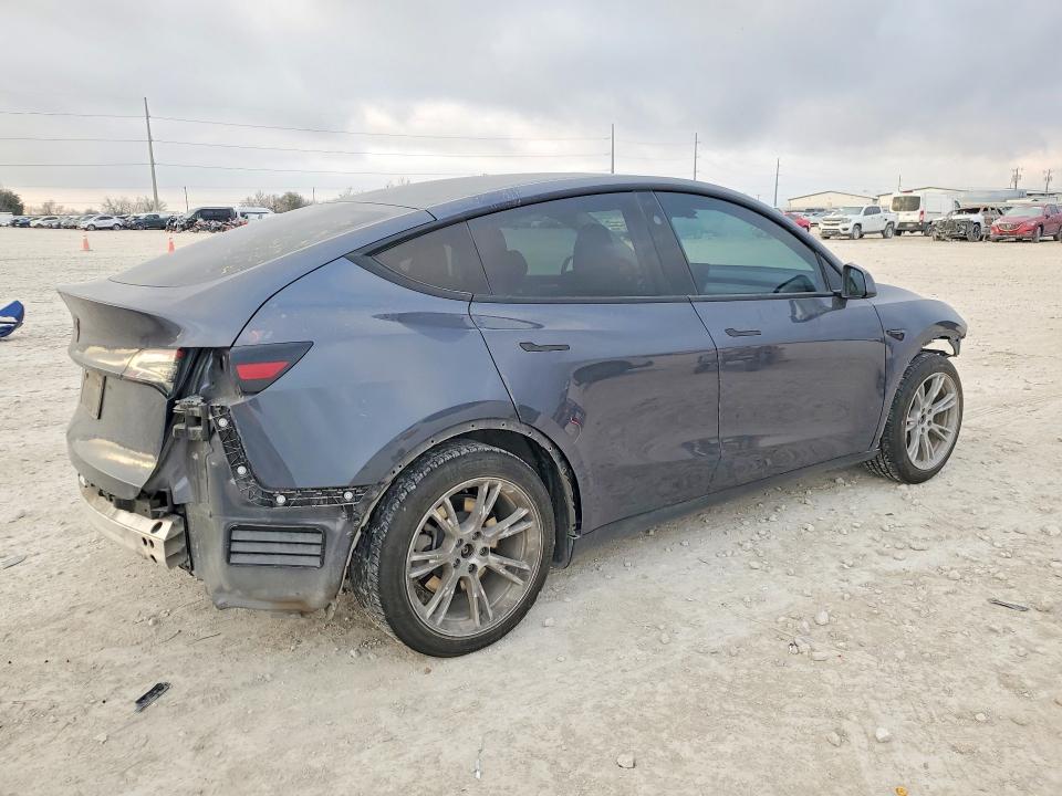 77333015 :رقم المزاد ، 7SAYGDEDXPF950088 vin ، 2023 Tesla Model Y مزاد بيع