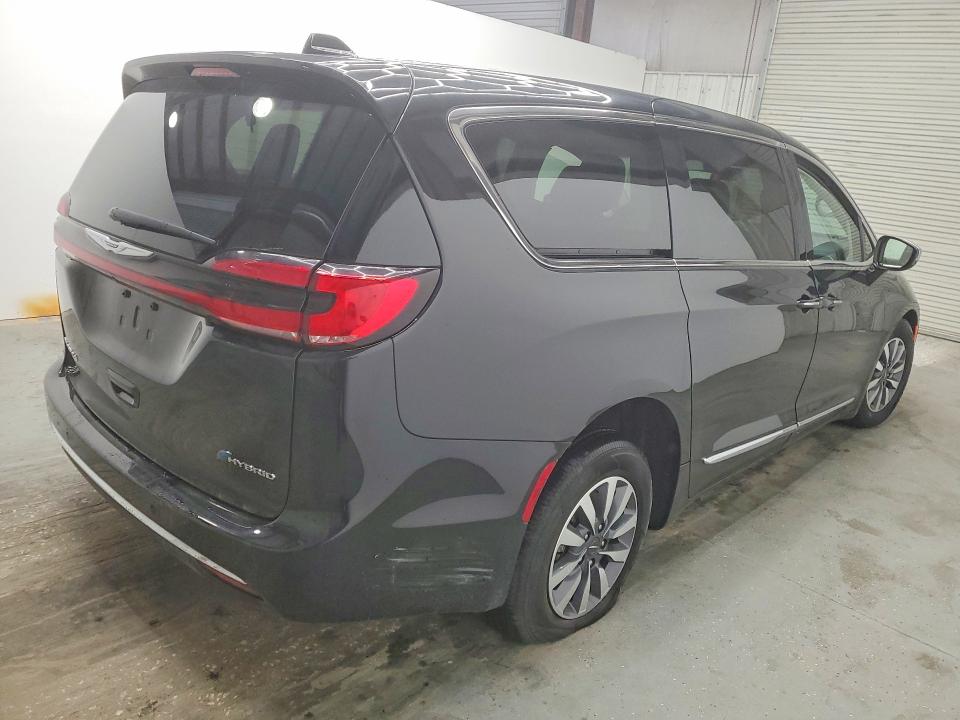 Продаж на аукціоні авто 2023 Chrysler Pacifica, vin: 2C4RC1S70PR604162, номер лоту: 79196035