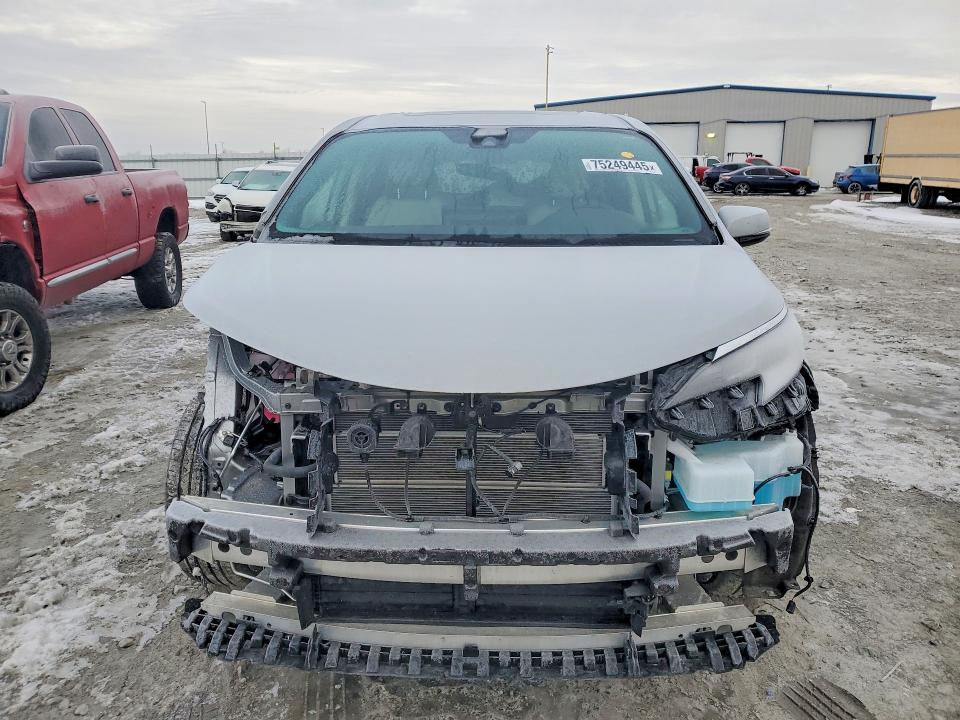 2025 Toyota Sienna მანქანა იყიდება აუქციონზე, vin: 5TDZSKFCXSS196236, აუქციონის ნომერი: 75249445