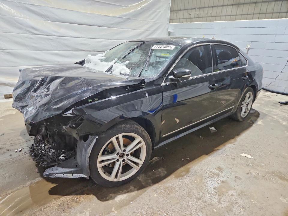 2015 Volkswagen Passat მანქანა იყიდება აუქციონზე, vin: 1VWCV7A33FC008646, აუქციონის ნომერი: 77224855