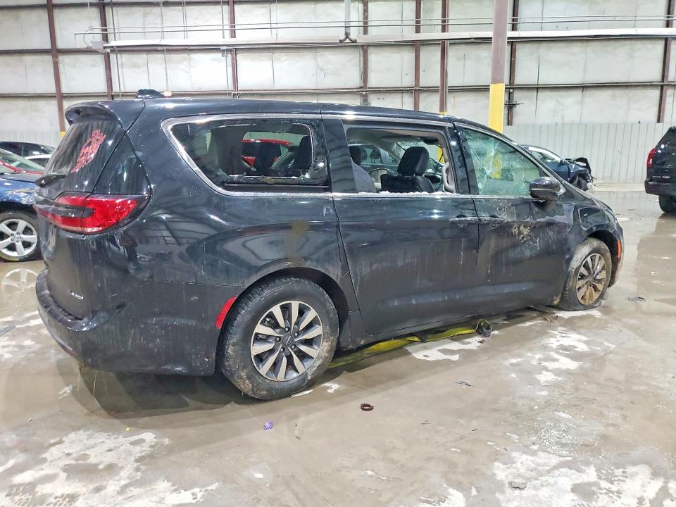 75670755 :رقم المزاد ، 2C4RC1L7XNR147954 vin ، 2022 Chrysler Pacifica مزاد بيع