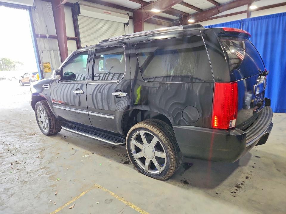 2008 Cadillac Escalade მანქანა იყიდება აუქციონზე, vin: 1GYFK63898R260021, აუქციონის ნომერი: 79089755