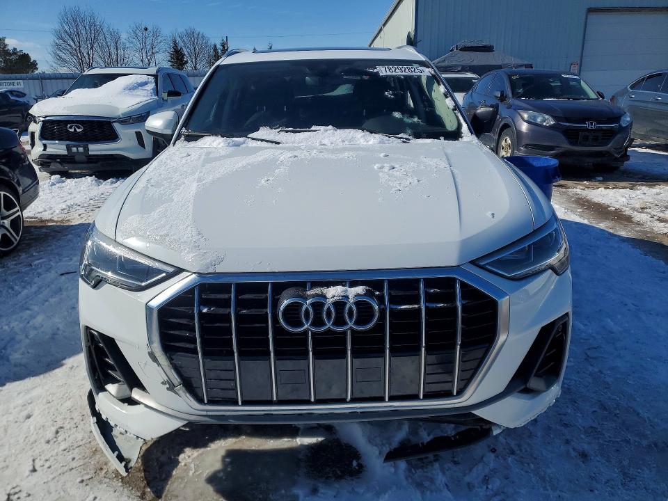 78292825 :رقم المزاد ، WA1EECF35M1132207 vin ، 2021 Audi Q3 مزاد بيع