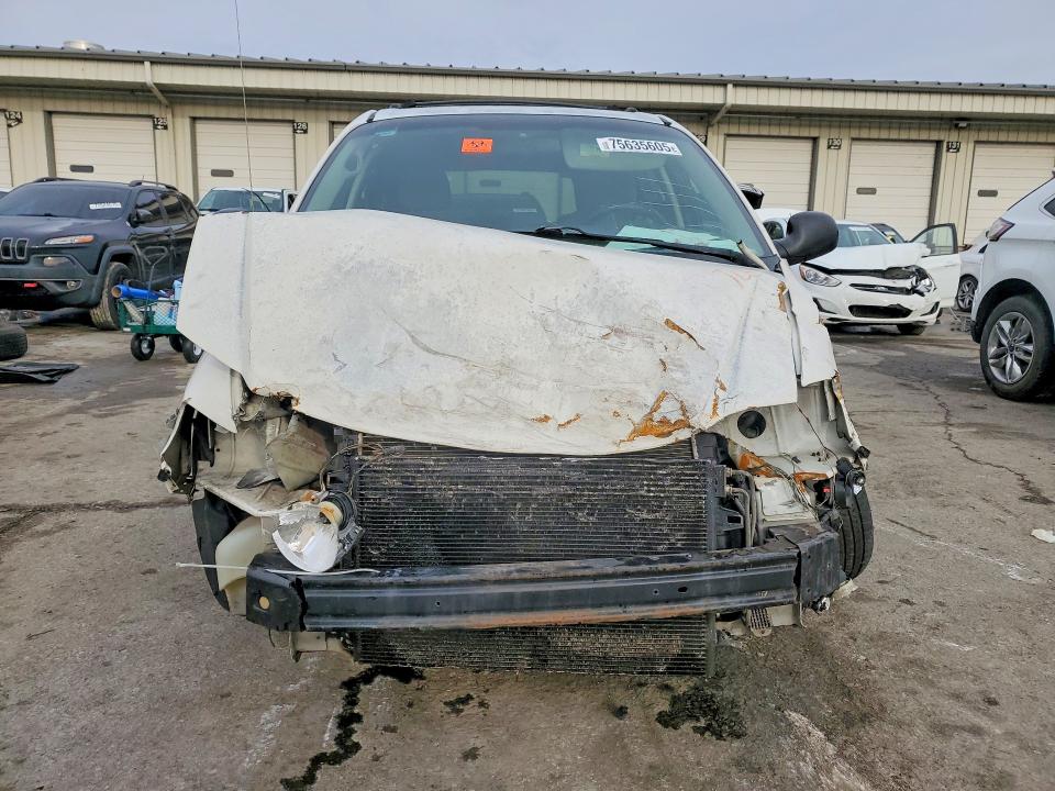 75635605 :رقم المزاد ، 2A4GP54L36R604453 vin ، 2006 Chrysler Town & Country مزاد بيع