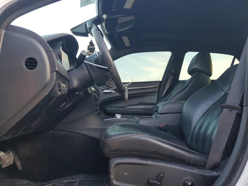 75639235 :رقم المزاد ، 2C3CCABG9FH832790 vin ، 2015 Chrysler 300 مزاد بيع