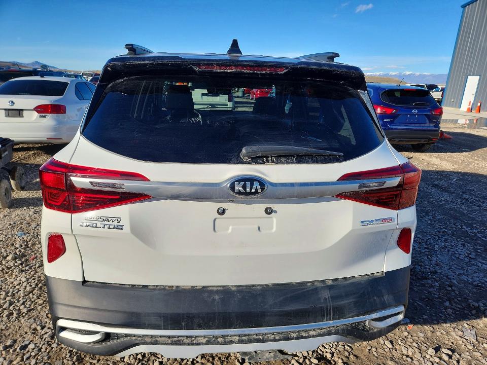 78992895 :رقم المزاد ، KNDETCA2XM7210939 vin ، 2021 Kia Seltos مزاد بيع