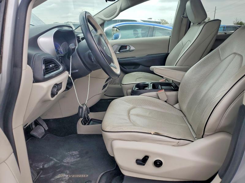 76069595 :رقم المزاد ، 2C4RC1N79HR684994 vin ، 2017 Chrysler Pacifica مزاد بيع