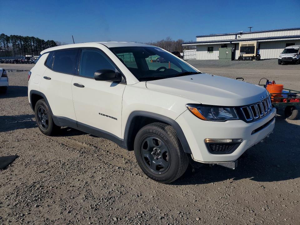 2020 Jeep Compass მანქანა იყიდება აუქციონზე, vin: 3C4NJCAB2LT147738, აუქციონის ნომერი: 77483295