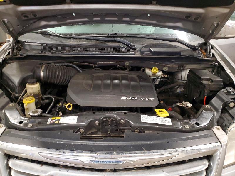 2014 Chrysler Town & Country მანქანა იყიდება აუქციონზე, vin: 2C4RC1CG9ER251500, აუქციონის ნომერი: 77901015