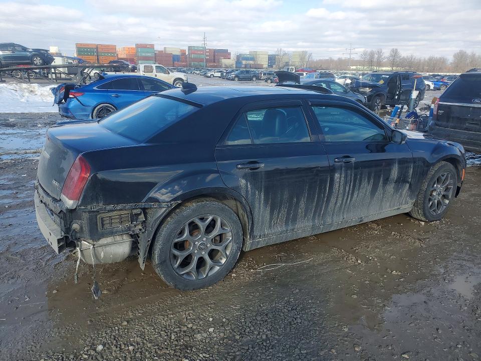 Продажа на аукционе авто 2015 Chrysler 300, vin: 2C3CCAGGXFH905366, номер лота: 77275025