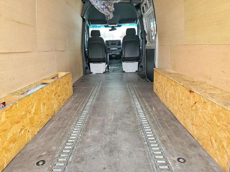 76949725 :رقم المزاد ، W1Y40CHY6MT061494 vin ، 2021 Mercedes-benz Sprinter 2 مزاد بيع