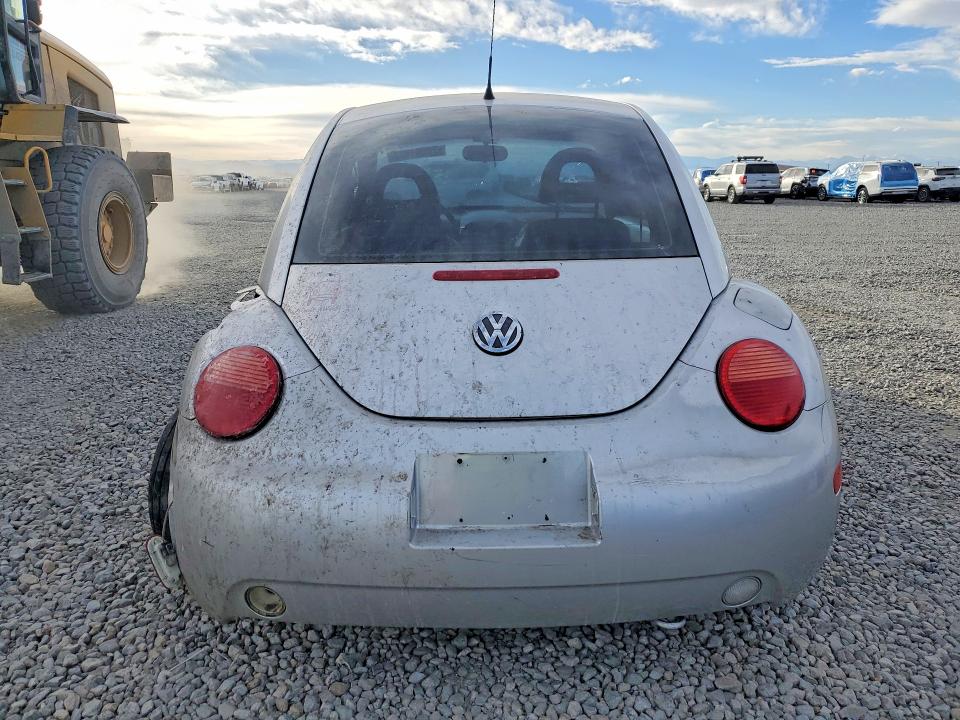76661525 :رقم المزاد ، 3VWCA21C5YM473963 vin ، 2000 Volkswagen New Beetle مزاد بيع