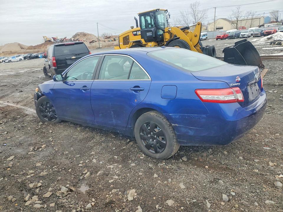 2010 Toyota Camry მანქანა იყიდება აუქციონზე, vin: 4T1BF3EK0AU555281, აუქციონის ნომერი: 78132695