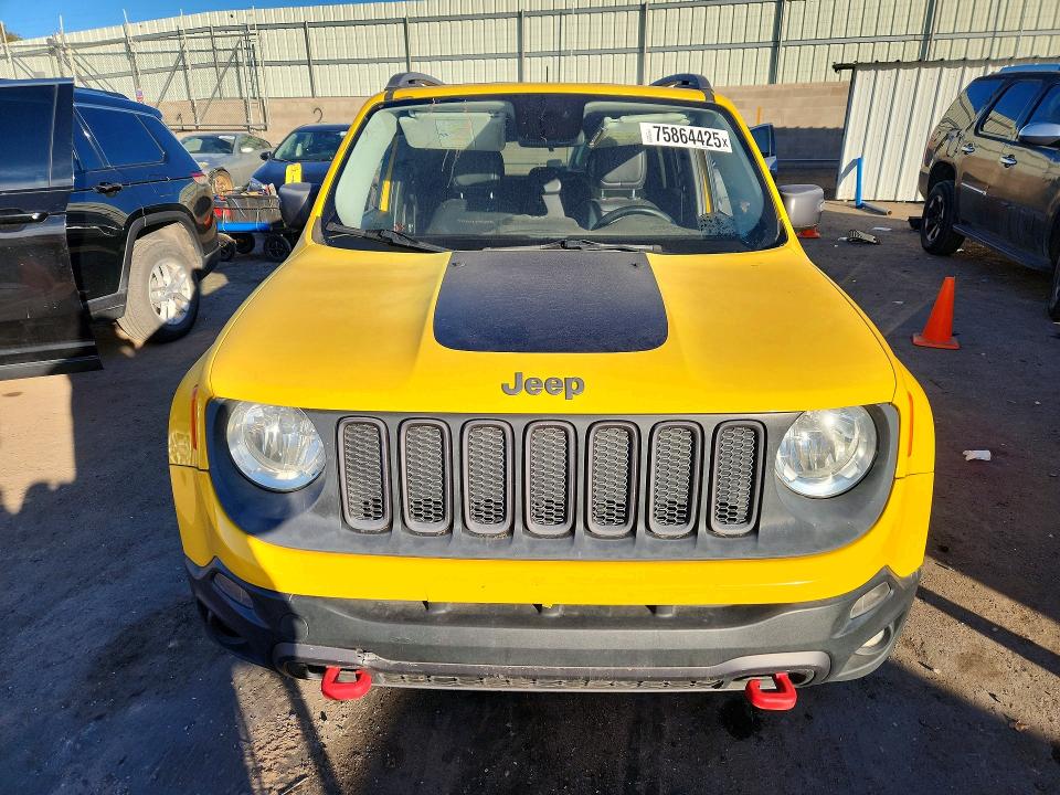 75864425 :رقم المزاد ، ZACCJBCT4FPC16125 vin ، 2015 Jeep Renegade T مزاد بيع
