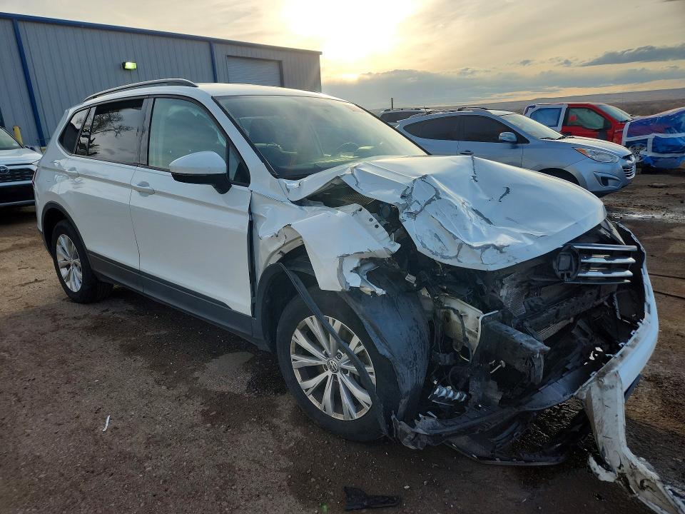 Продаж на аукціоні авто 2020 Volkswagen Tiguan, vin: 3VV0B7AX8LM020174, номер лоту: 76801835