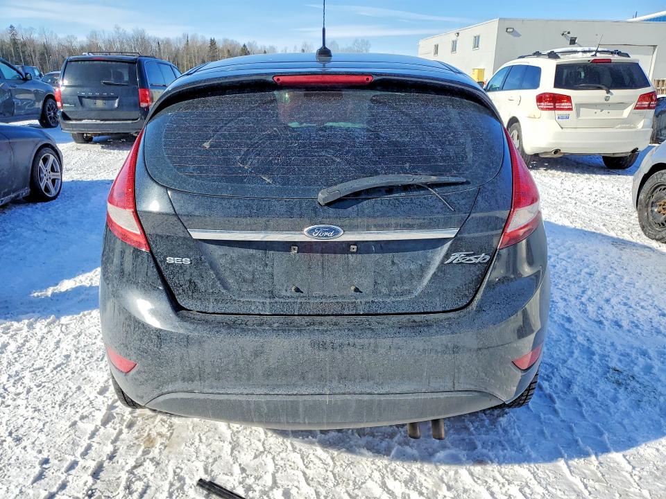 75045655 :رقم المزاد ، 3FADP4FJ5CM127595 vin ، 2012 Ford Fiesta مزاد بيع