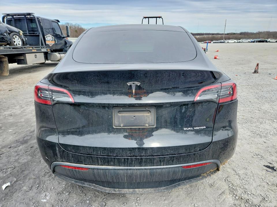 2022 Tesla Model Y მანქანა იყიდება აუქციონზე, vin: 7SAYGDEE8NF418344, აუქციონის ნომერი: 77193235
