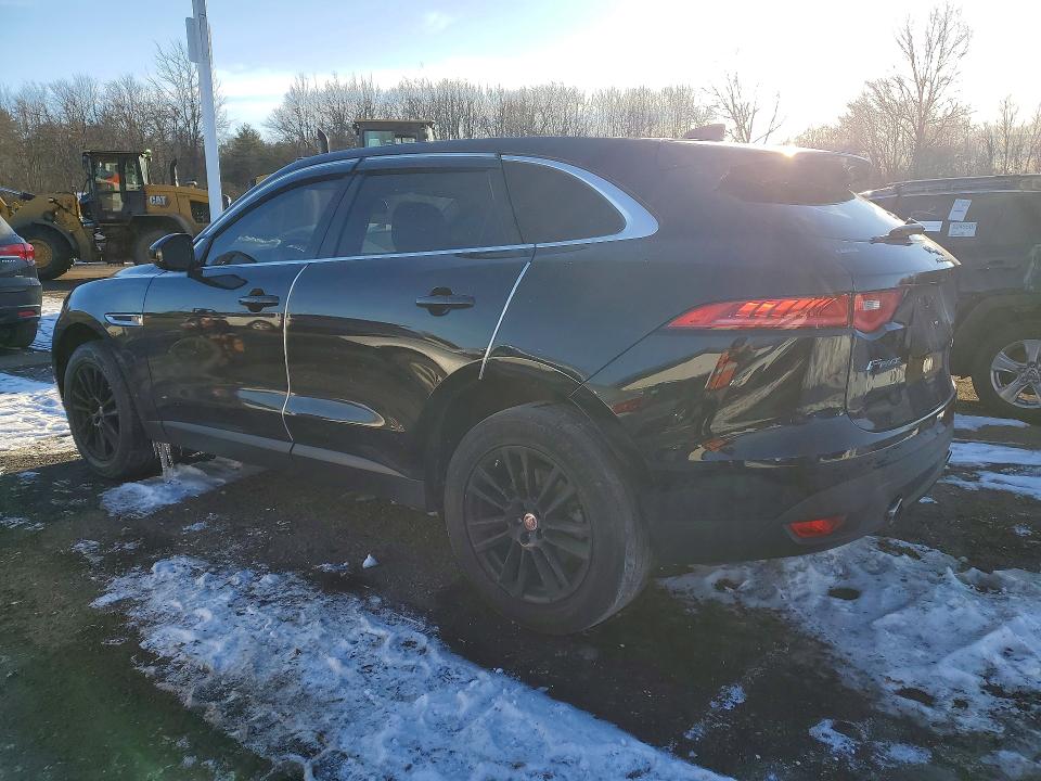 76392235 :رقم المزاد ، SADCK2BV0HA071172 vin ، 2017 Jaguar F-pace Pre مزاد بيع