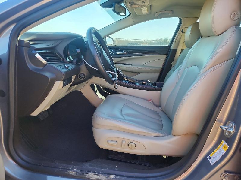 78183985 :رقم المزاد ، 1G4ZN5SS7HU188925 vin ، 2017 Buick Lacrosse مزاد بيع