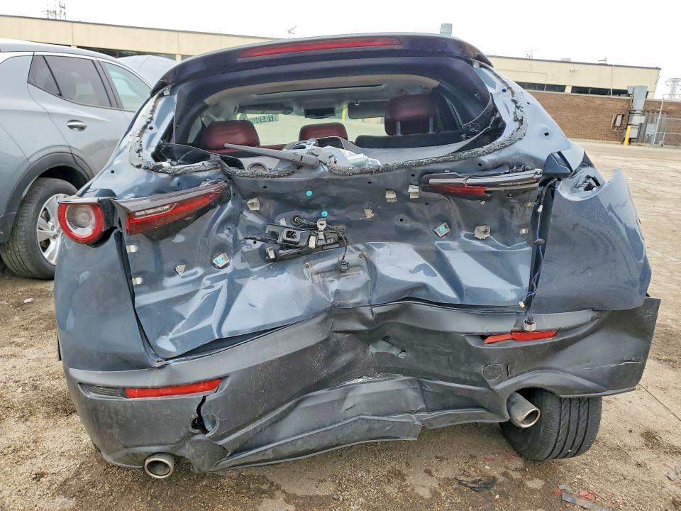 78490685 :رقم المزاد ، 3MVDMBCM4SM773617 vin ، 2025 Mazda Cx-30 مزاد بيع