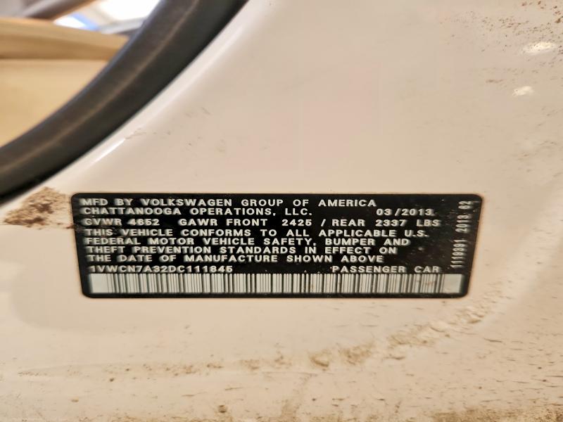 77930395 :رقم المزاد ، 1VWCN7A32DC111845 vin ، 2013 Volkswagen Passat مزاد بيع
