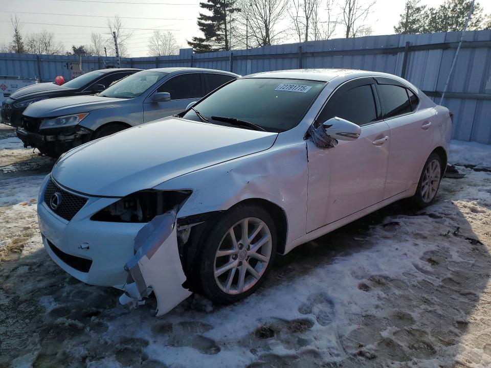 72791775 :رقم المزاد ، JTHCF5C28B5046962 vin ، 2011 Lexus Is مزاد بيع